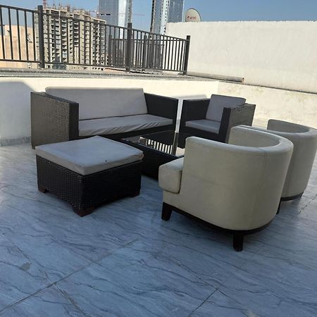 Sky Villa With Private Pool Noida Eksteriør bilde